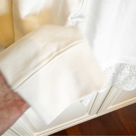 J.Crew Women’s White Pull-over Long Sleeved Blouse Tee Peplum Eyelet Lace Trim - Picture 5 of 11